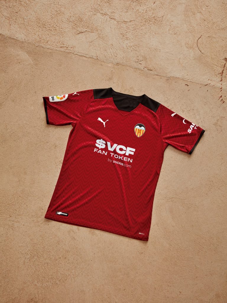 Camisetas PUMA de Valencia CF 2021-22 - Todo Sobre Camisetas